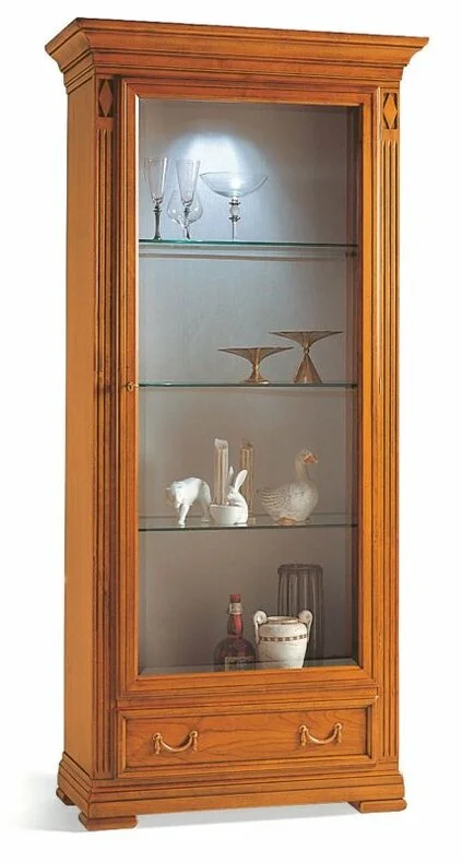 eintürige Vitrine Kirschbaum mit Textilrückwand