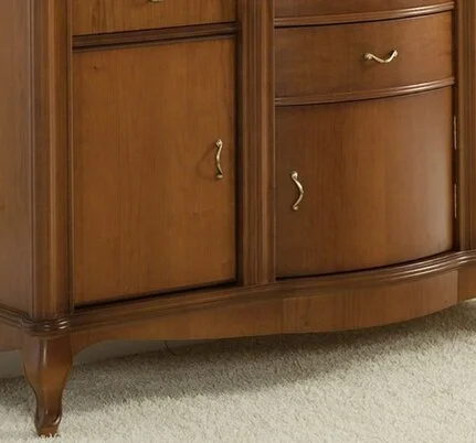 detailbild von klassischen, italienischen Sideboard detailbild von klassischen, italienischen Sideboard