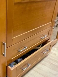 Detail Sideboard Cube massiv Kirschbaum Kommode Detail Sideboard Cube massiv Kirschbaum Kommode