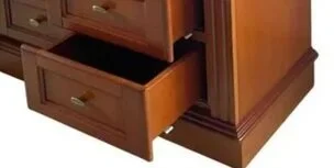 optional mit Sockelfuss bestellbar